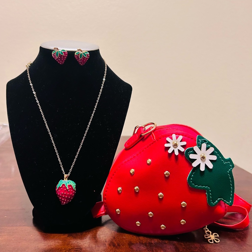 Strawberry set mini coin purse with earrings and necklace